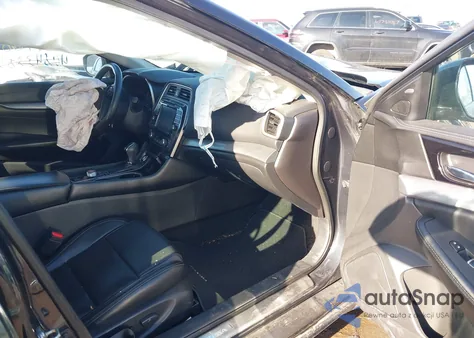 2016 Nissan Maxima 3.5 Sl z USA, uszkodzony, nr VIN 1N4AA6AP9GC421780